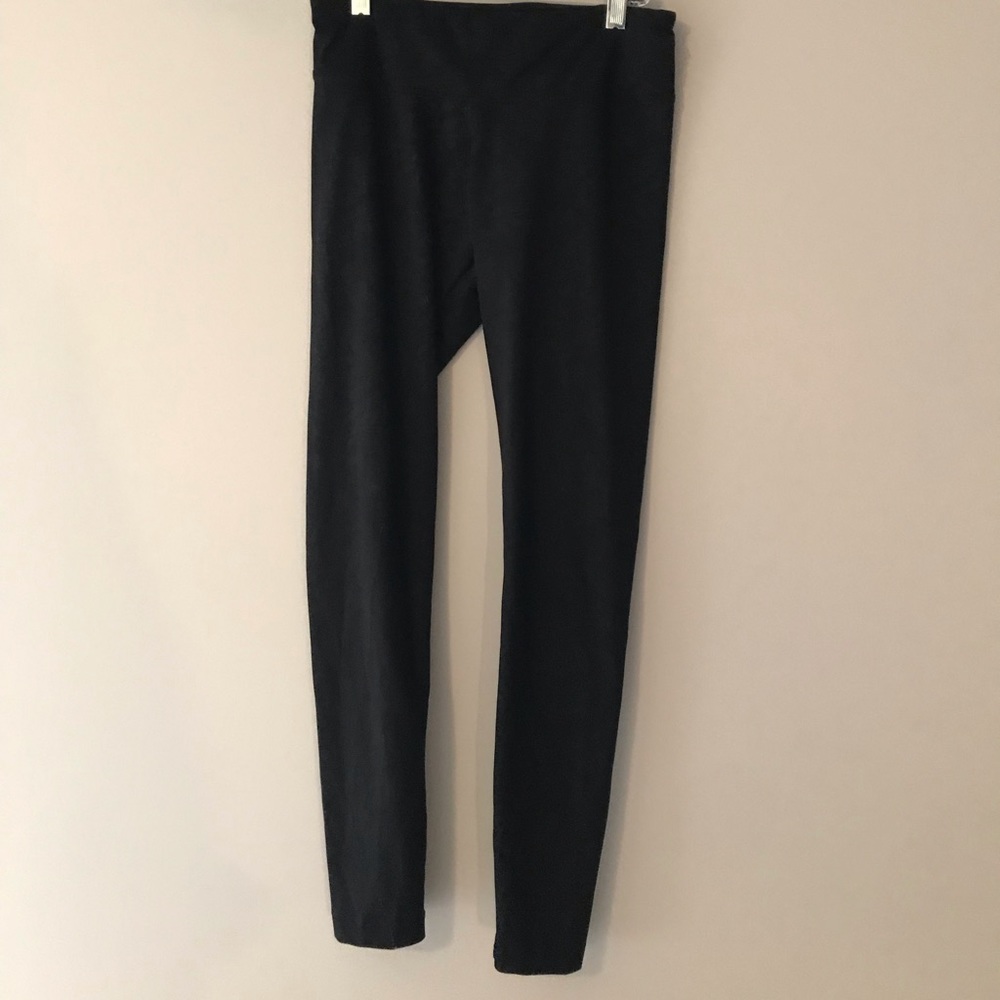Black legging with floral print